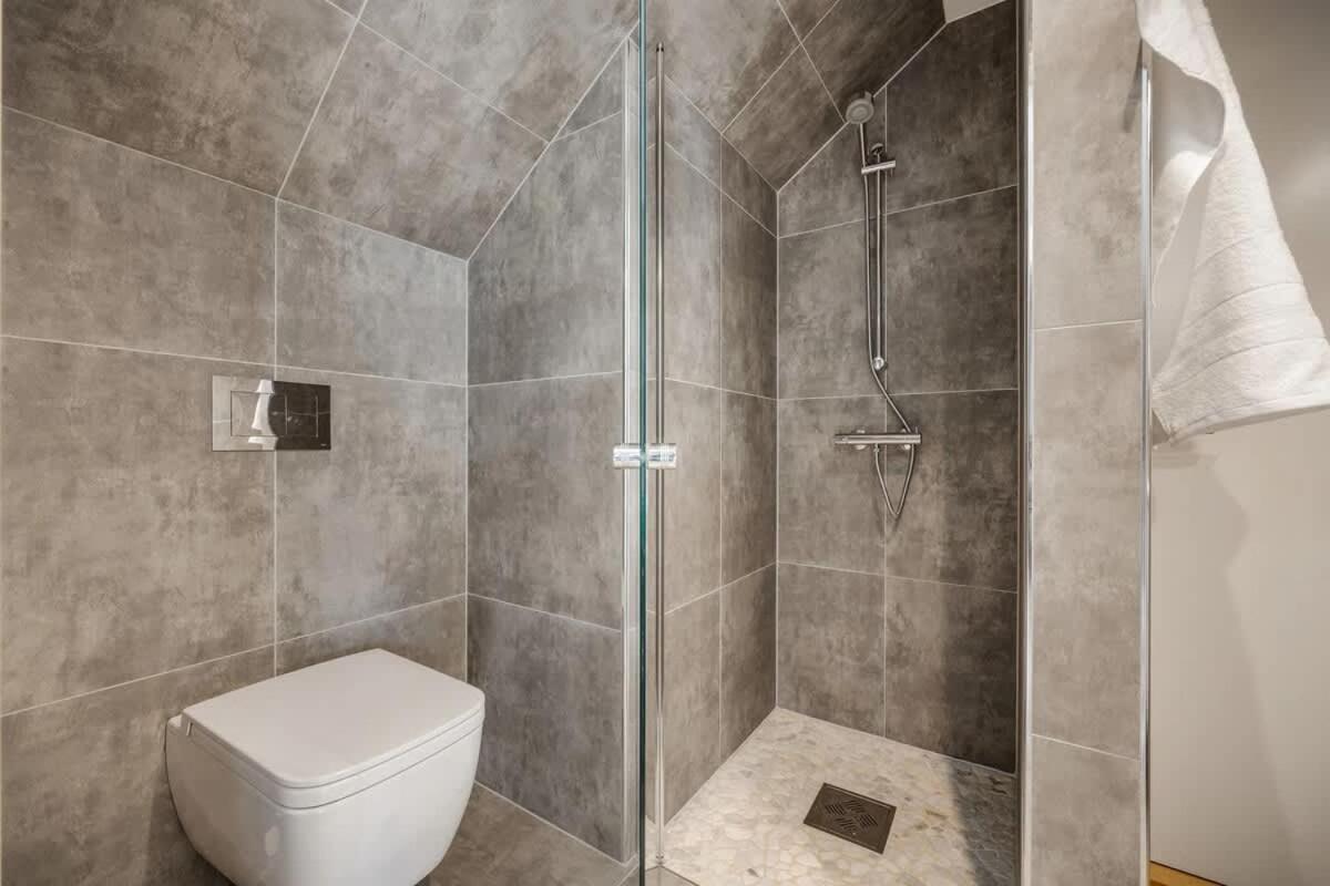 Dinbnb Appartments L Modern And Fully Equipped L 500 Meters From Torget برغن المظهر الخارجي الصورة